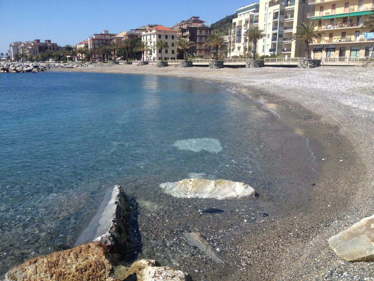 Una Finestra Sul Mare Cogoleto Luaran gambar